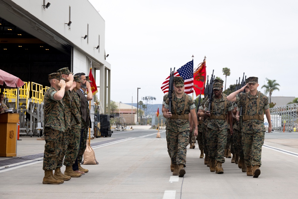 HMH-465 Change of Command