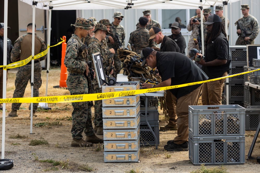 V31 Marines execute EOTG air raid course