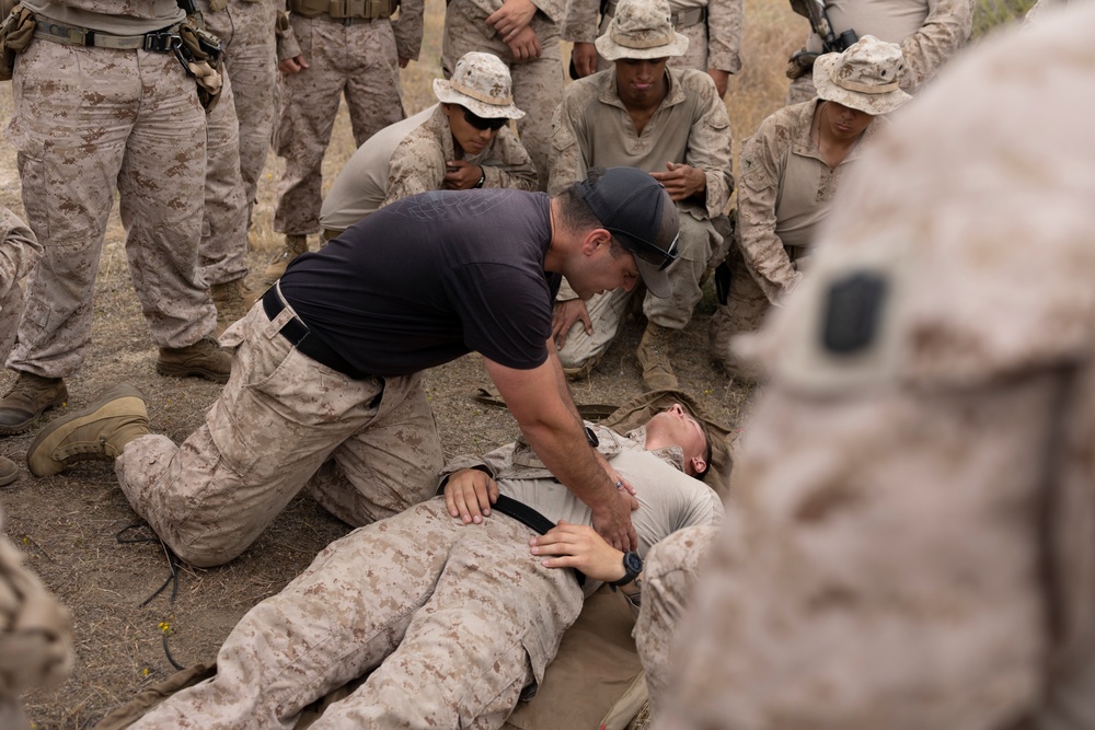 V31 Marines execute EOTG air raid course