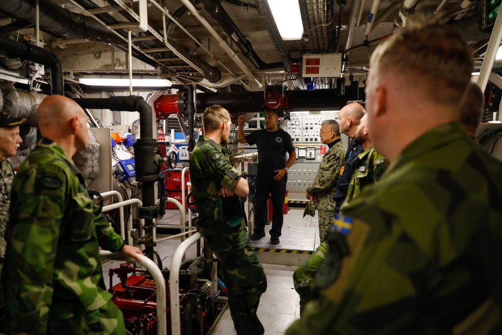 Swedish Delegation tours New York Harbor during a maritime security mission