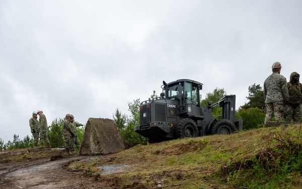 BALTOPS 25 – 8th Engineer Support Battalion Portable Boat Ramp Debris Clearing