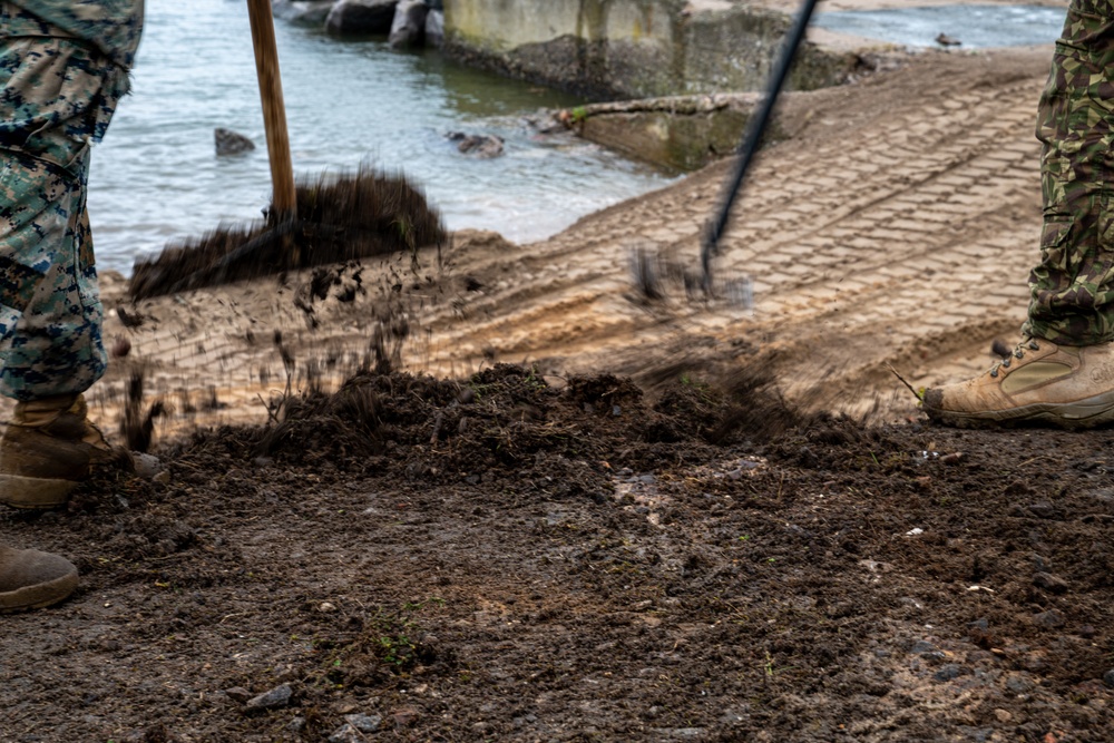 BALTOPS 25 – 8th Engineer Support Battalion Portable Boat Ramp Debris Clearing