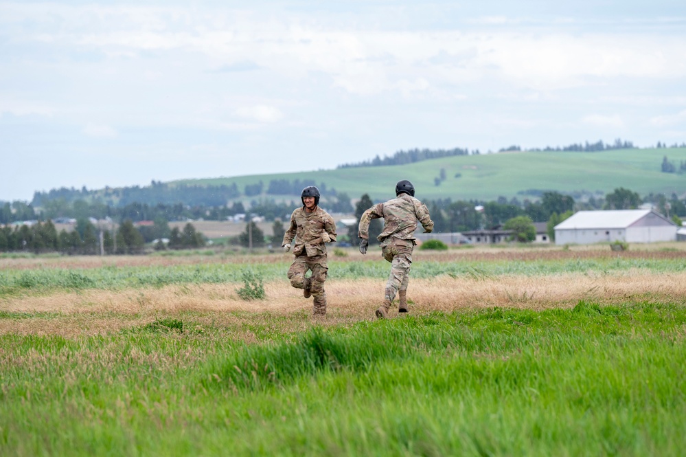 36th Rescue Squadron conducts hoist training