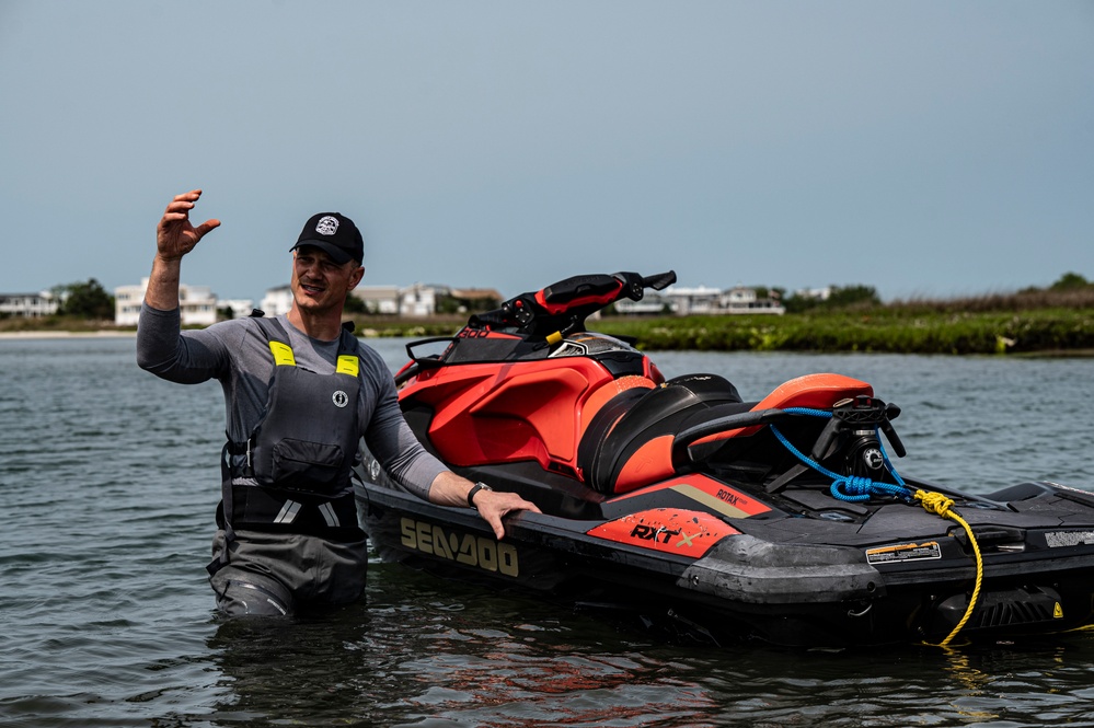 Can you survive in the water? 305th OSS SERE knows how