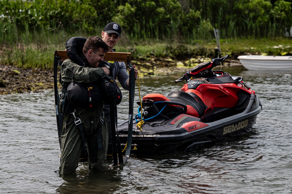 Can you survive in the water? 305th OSS SERE knows how