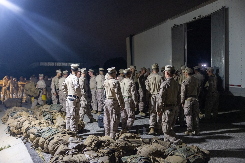 U.S. Marines arrive in greater Los Angeles area to support Task Force 51