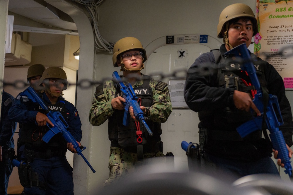 USS ESSEX ATTT Drill