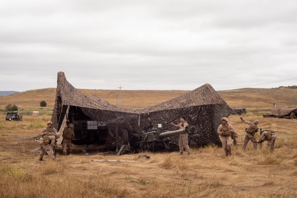 November Battery Marines conduct emplacement drills during Regimental FIREX 