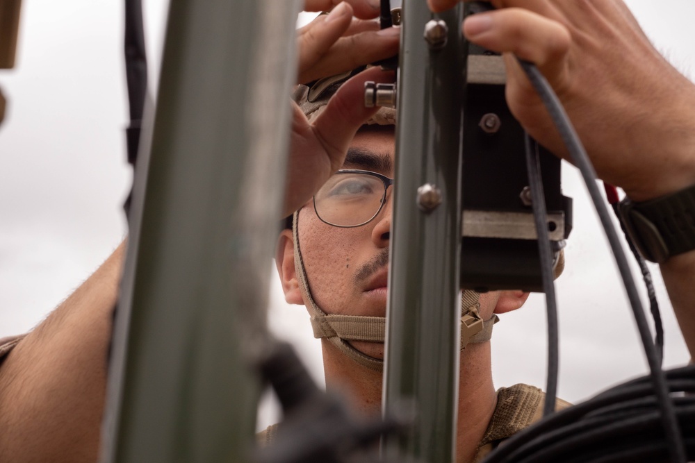 November Battery Marines conduct emplacement drills during Regimental FIREX
