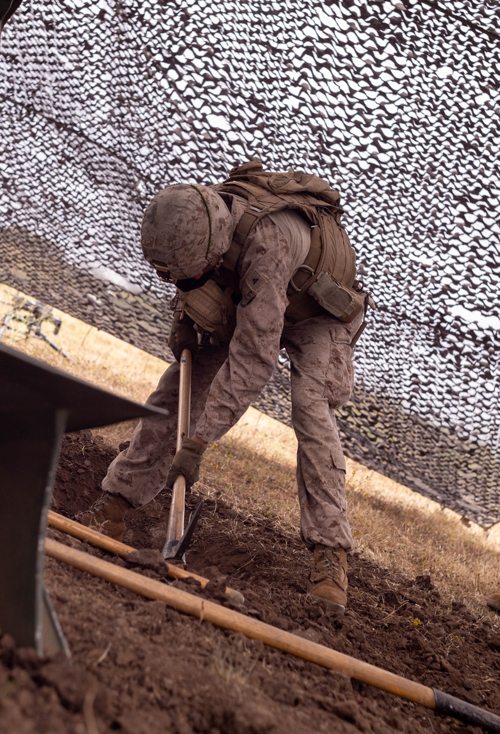November Battery Marines conduct emplacement drills during Regimental FIREX