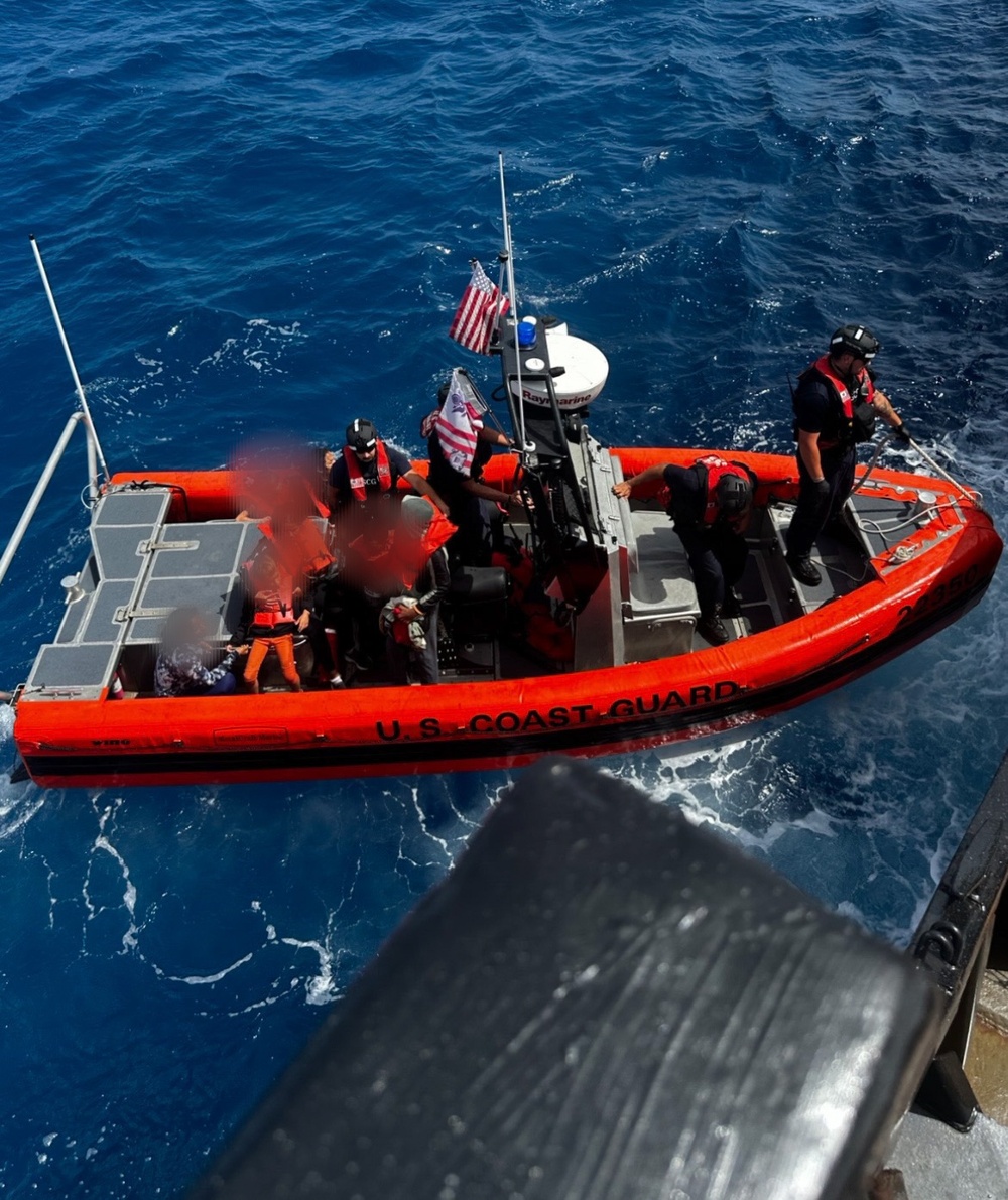Coast Guard transfers 20 aliens to Bahamas authorities