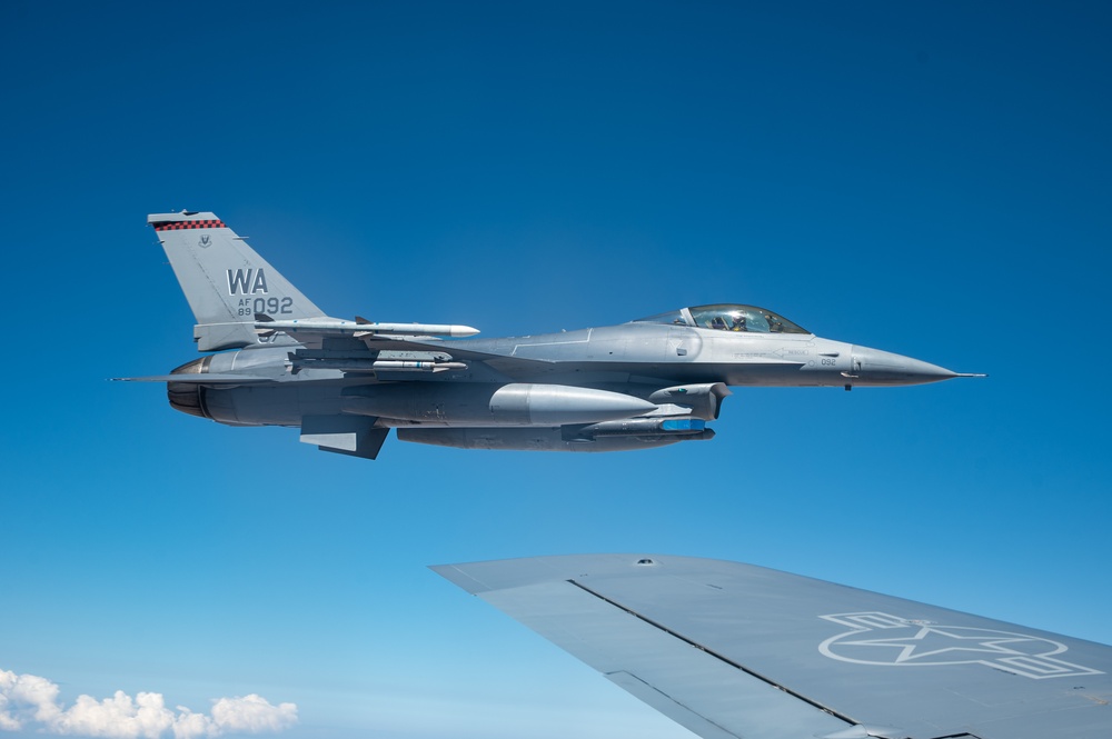 509th WPS refuel F-16s during WSINT