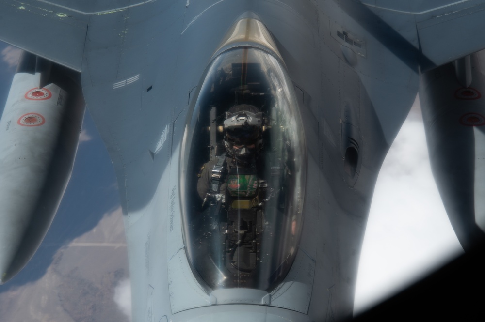 509th WPS refuel F-16s during WSINT