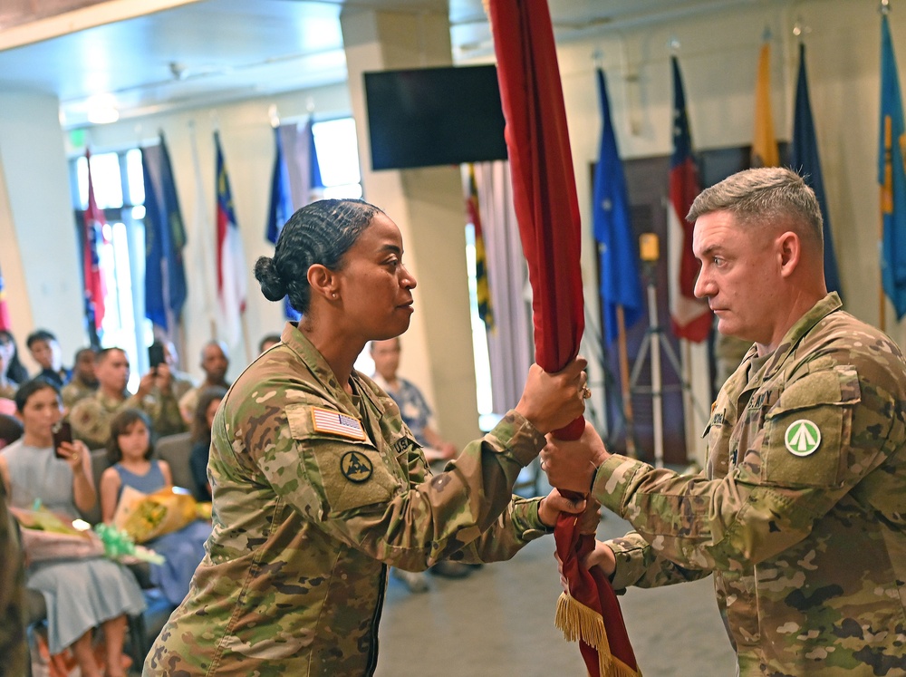 Leadership Transition at 835th Transportation Battalion