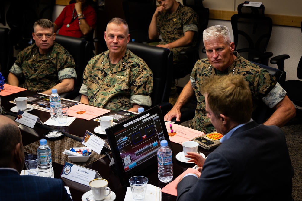 U.S. Ambassador William E. Grayson Visits U.S. Military Leaders in Japan