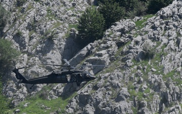 Albanian Forces Showcase Fast-Rope Tactics During Live-Fire Demo at Immediate Response 25