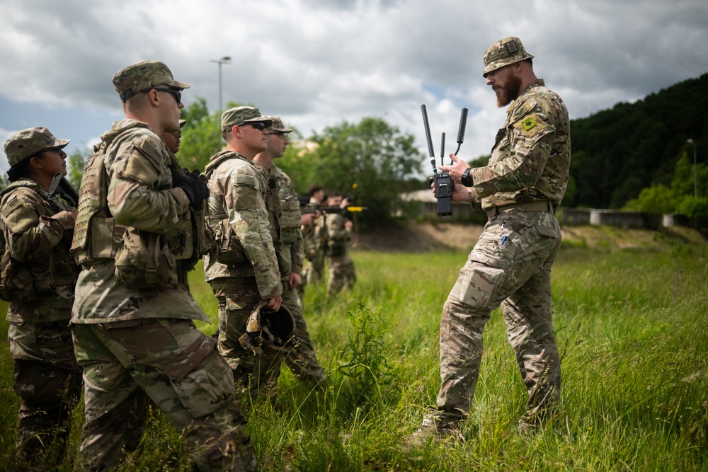U.S. Army and British soldiers cross-train CUAS during Project Flytrap