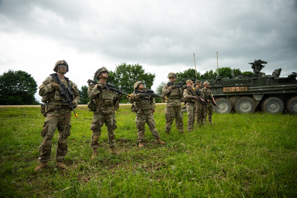 U.S. Army and British soldiers cross-train CUAS during Project Flytrap