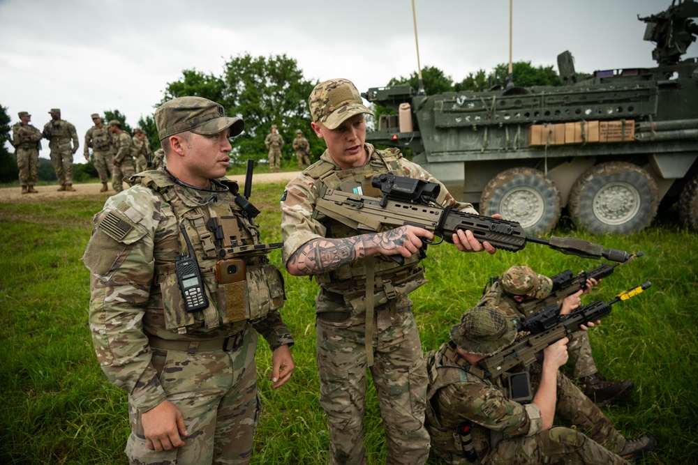 U.S. Army and British soldiers cross-train CUAS during Project Flytrap