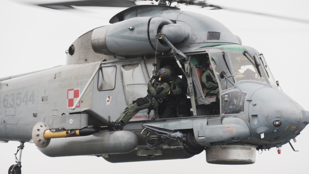 Polish navy conducts crew coordination training during BALTOPS 25