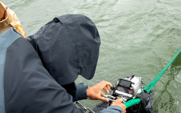U.S. Navy Divers, Latvian Divers Remove Navigation Hazard During BALTOPS 25