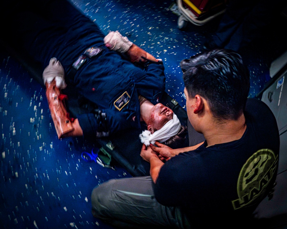 Nimitz Sailors Participate in a TCCC2 Course