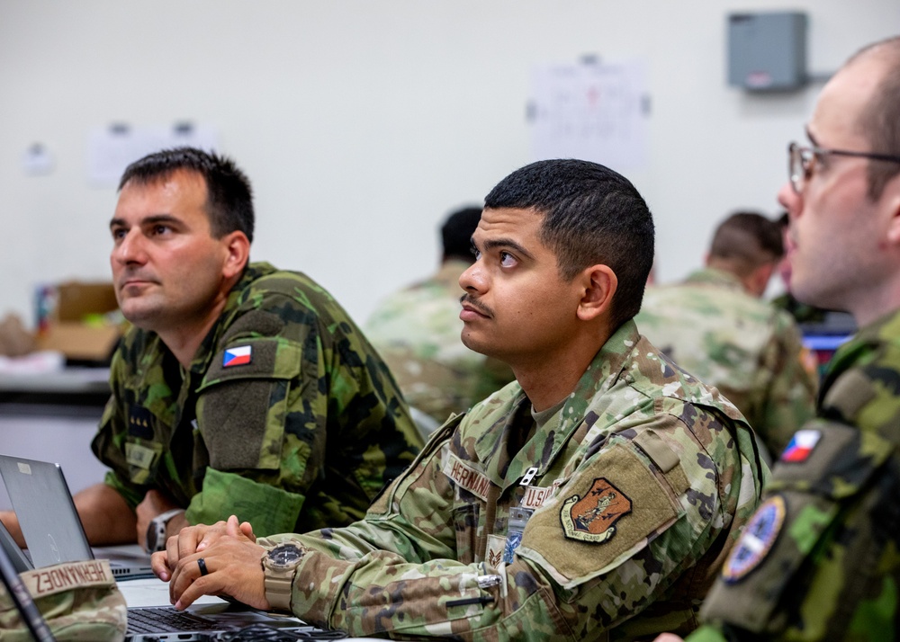 Texas Air and Army National Guard work together with the Czech Republic