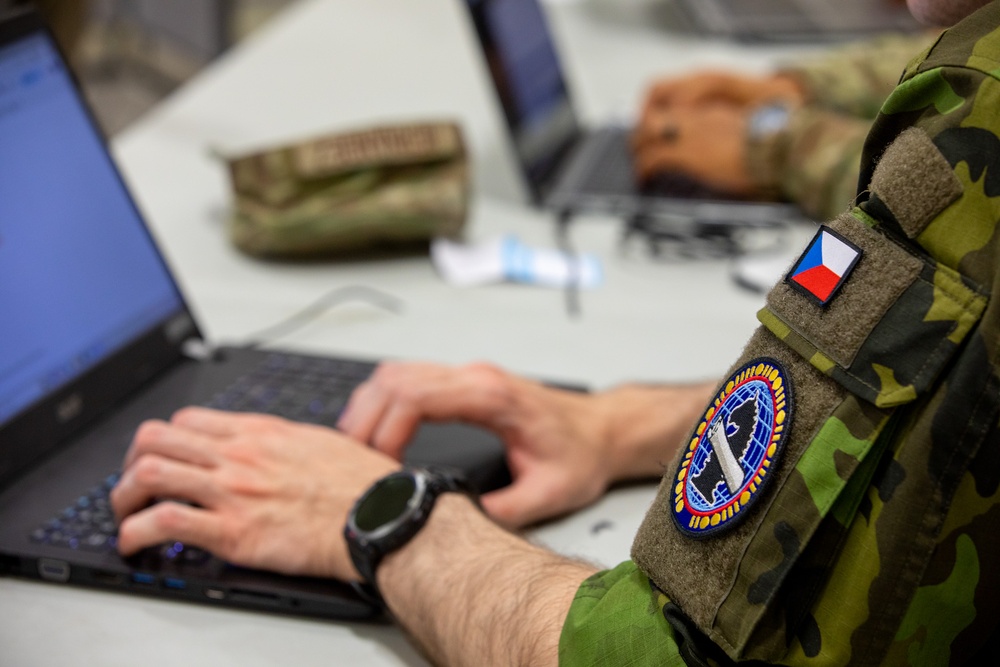 Texas Air and Army National Guard work together with the Czech Republic