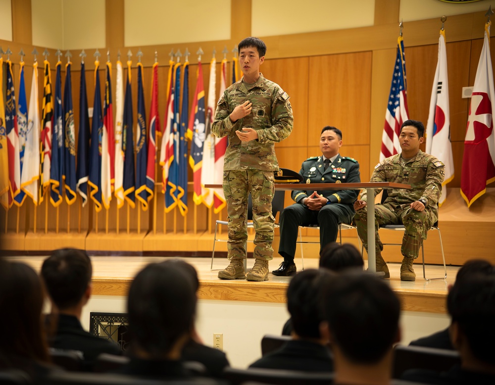 Future ROK military members learn about ROK-U.S. alliance