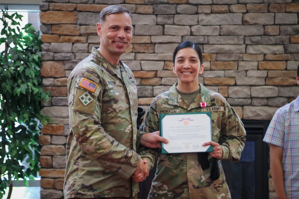 Soldier Recovery Unit Welcomes New Commander, Bids Farewell to LTC Horton