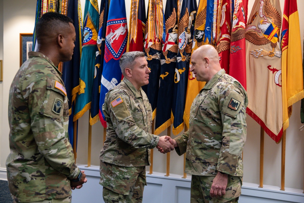 FLARNG Soldiers recognized during DARNG visit