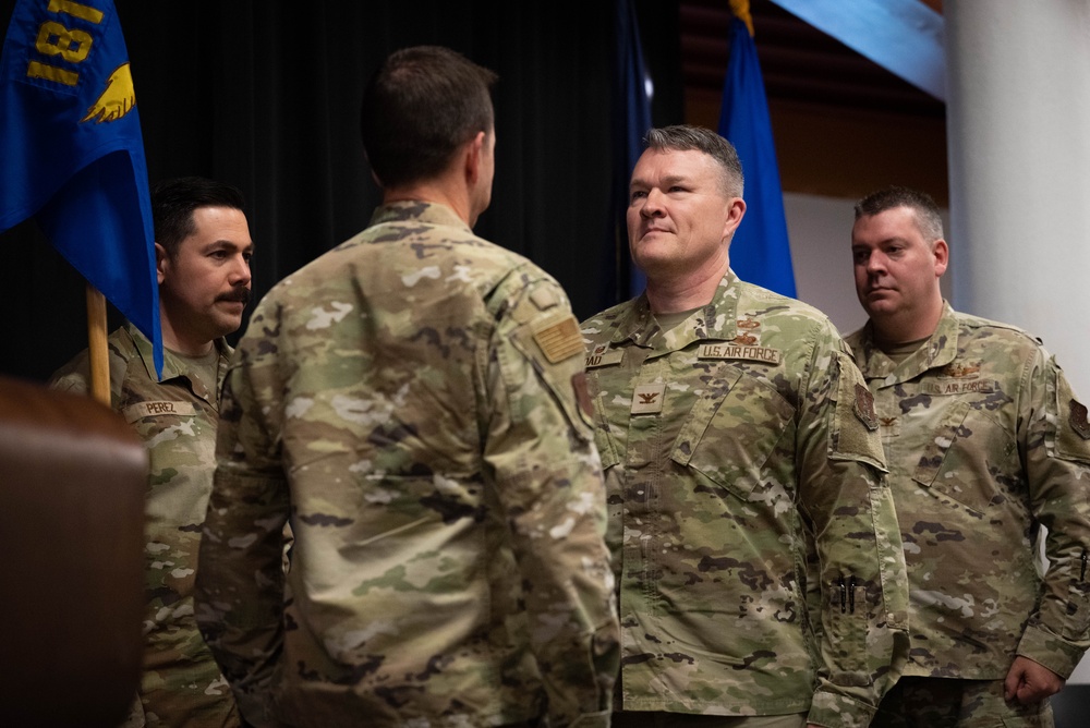 Col. Ryan K. Harvey assumes command of the 181st IW