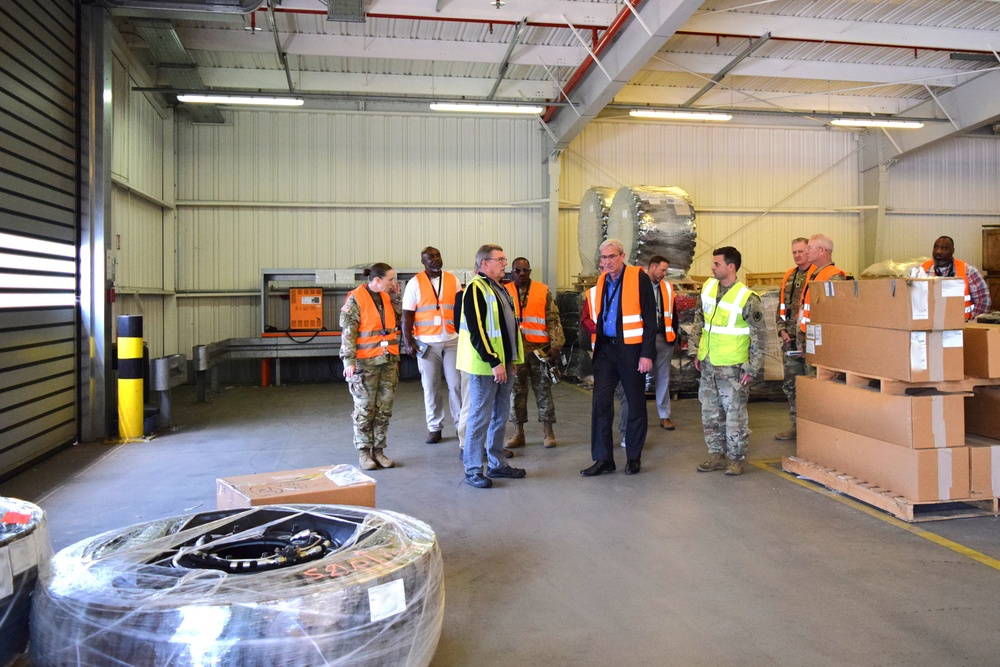 DLA Distribution Europe hosts customers, highlights support capabilities