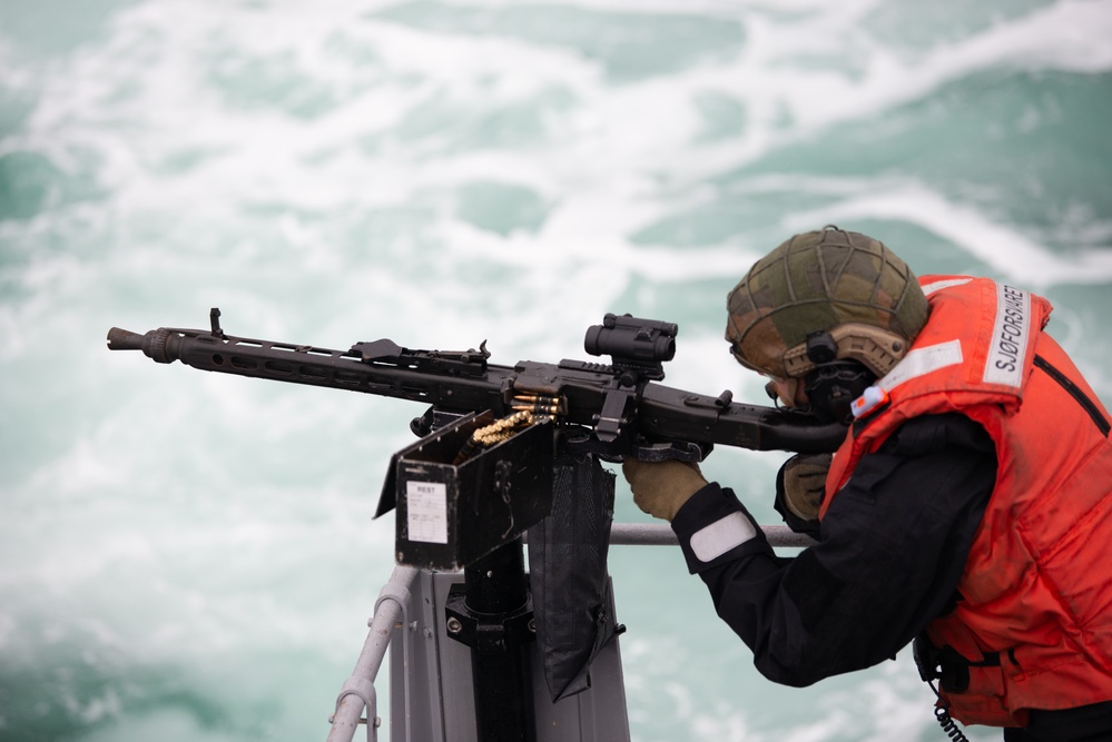 SNMCMG1 ships participate in a TACEX during BALTOPS 25