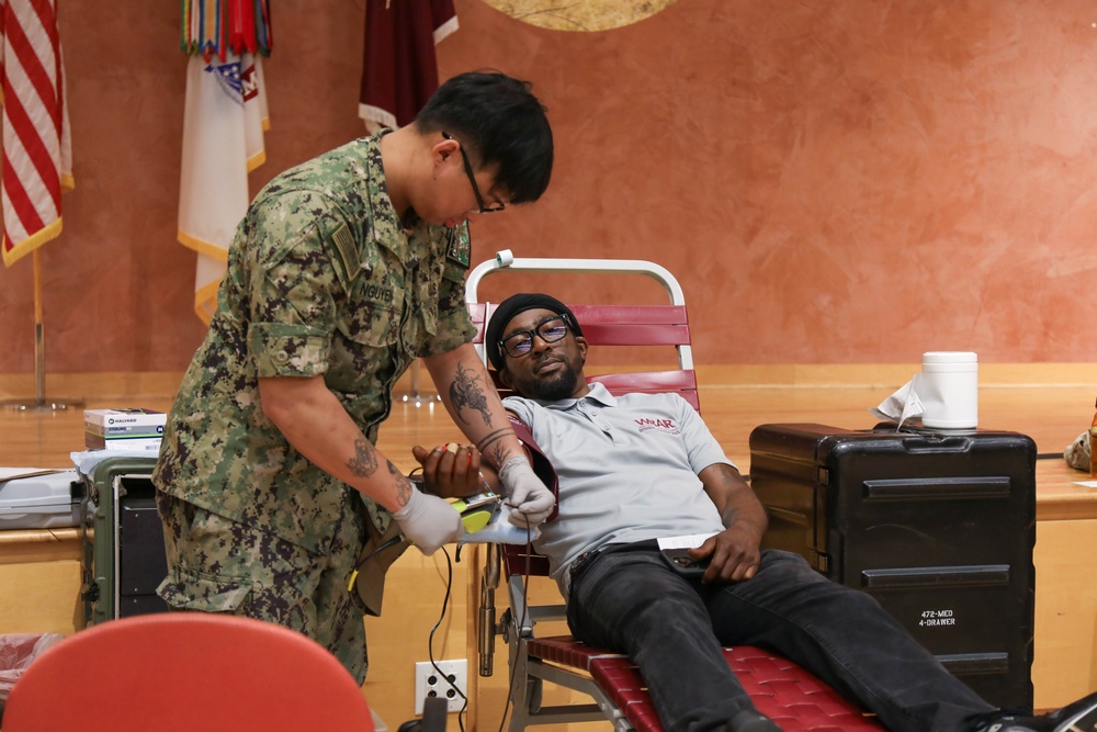 WRAIR hosts blood drive in honor of Army Heritage Month