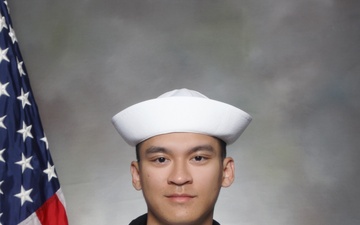 Nguyen Earns Military Excellence Award at Recruit Training Command