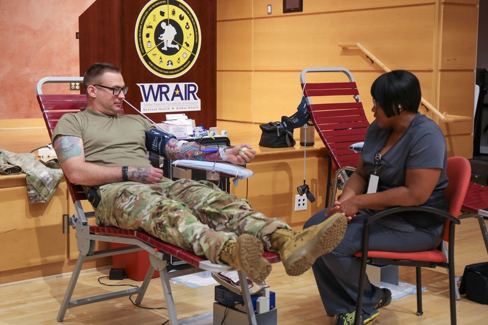 WRAIR hosts blood drive in honor of Army Heritage Month