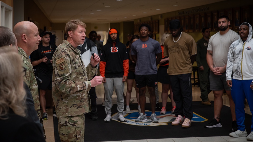 Cincinnati Bengals rookies visit AFRL’s 711th Human Performance Wing