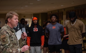 Cincinnati Bengals rookies visit AFRL’s 711th Human Performance Wing