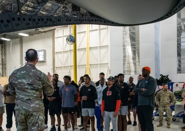Cincinnati Bengals rookies visit AFRL’s 711th Human Performance Wing