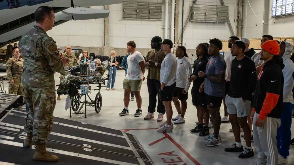 Cincinnati Bengals rookies visit AFRL’s 711th Human Performance Wing