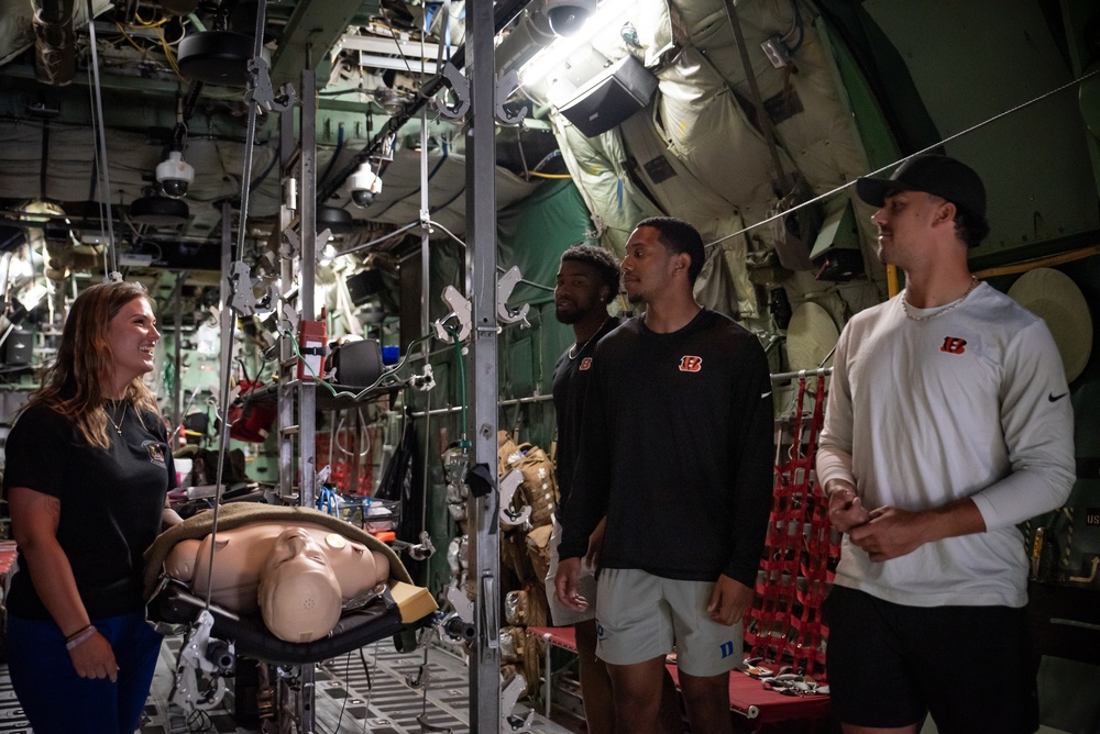 Cincinnati Bengals rookies visit AFRL’s 711th Human Performance Wing