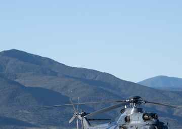 U.S. Navy SEALs, Chilean Navy SF, SOF Conduct HRST Training