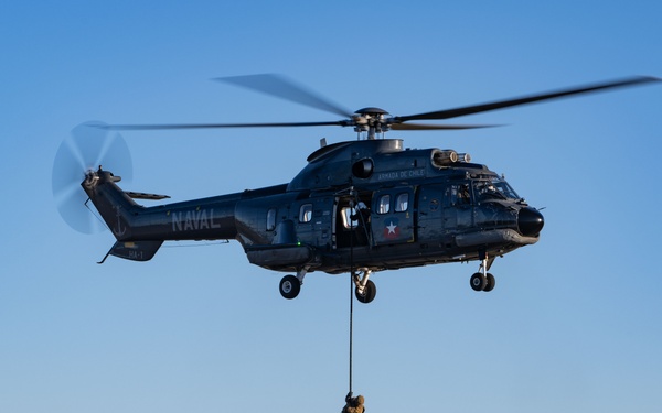 U.S. Navy SEALs, Chilean Navy SF, SOF Conduct HRST Training