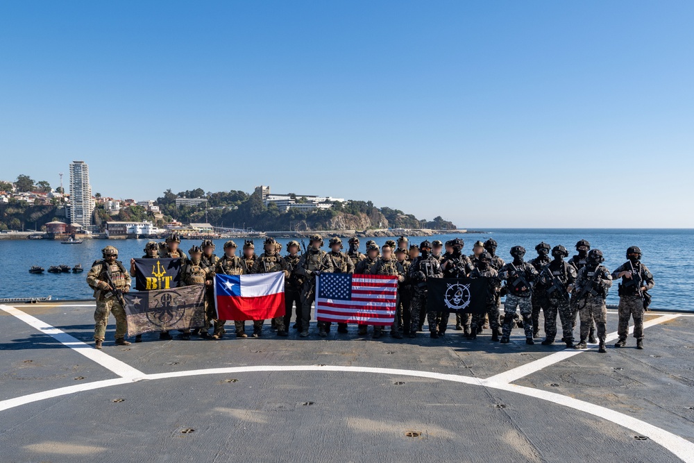 U.S. Navy SEALs, Chilean Navy SF, SOF Conduct VBSS Training
