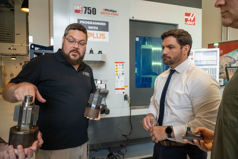 NAVSUP employees tour Harrsiburg University STORMWERX