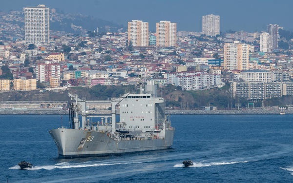 U.S. Navy SEALs, Chilean SF, SOF Conduct VBSS Training