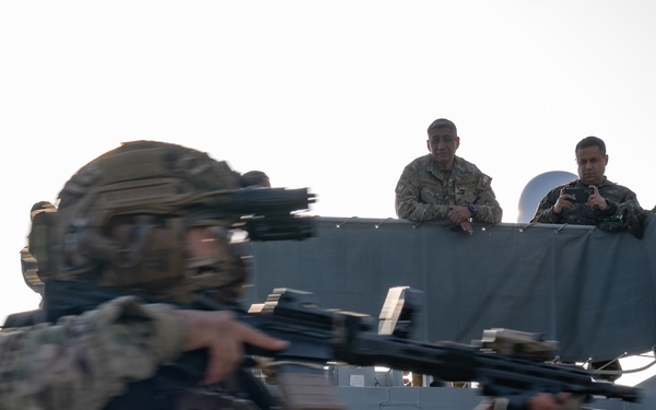 U.S. Navy SEALs, Chilean SF, SOF Conduct VBSS Training