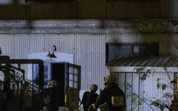 U.S. Navy Special Warfare, Chilean Special Forces Conduct Simulated Direct Action Raid Training