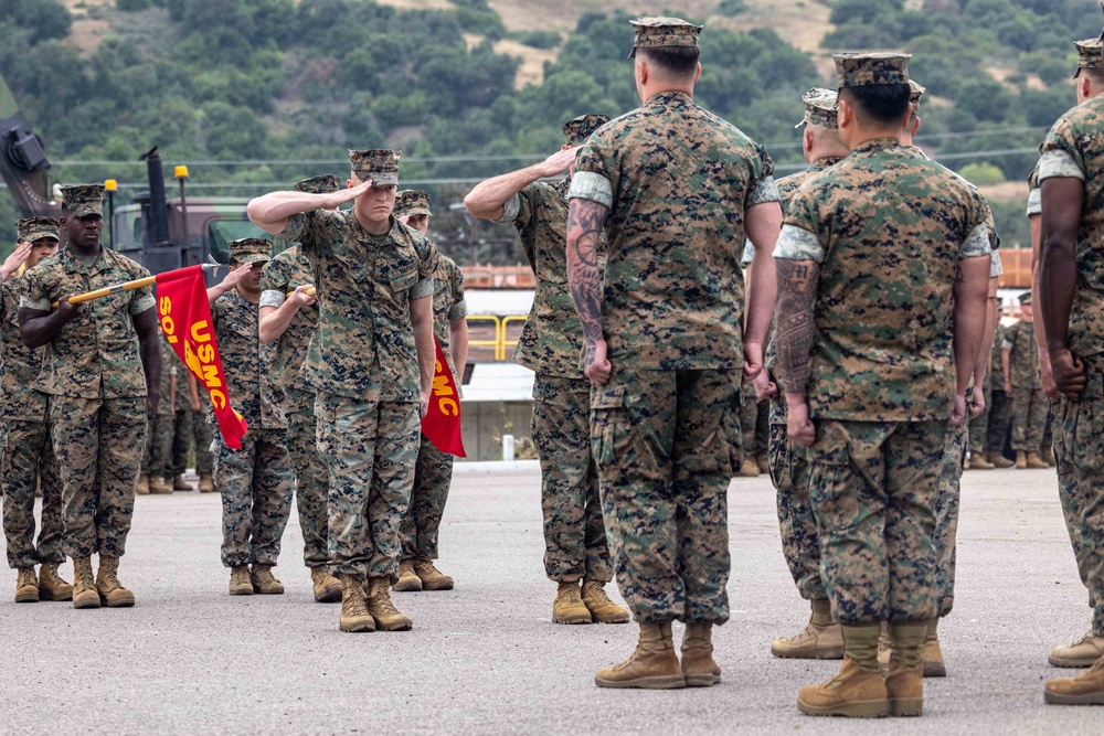 HQSPT Bn., SOIWEST, Change of Command
